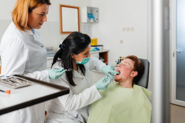 Best Emergency Dental Care for Abscessed Tooth in Fabrica, TX